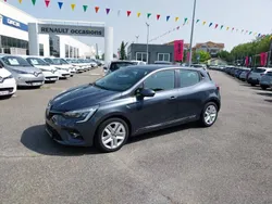 Gris Utilisé 2021 Renault Clio V Zen Citadine | 13 290 € (Prix juste)