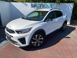 Utilisé 2021 Kia Stonic GT-Line SUV | 16 490 € (Prix juste)