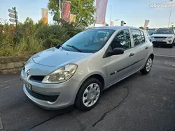 Gris Utilisé 2008 Renault Clio III Berline | 3 990 € (Prix juste)