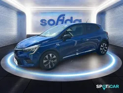 Utilisé 2022 Renault Clio V LIMITED Citadine | 13 990 € (Prix juste)