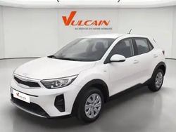 Blanc Utilisé 2023 Kia Stonic Motion SUV | 15 990 € (Prix juste)