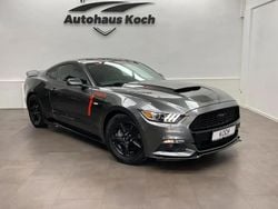 Noir Utilisé 2015 Ford Mustang Fastback Coupé | 28 900 € (Prix juste)