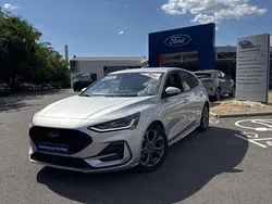 Gris Utilisé 2024 Ford Focus ST-Line X | 26 590 € (Prix assez cher)