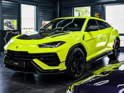 Utilisé 2023 Lamborghini Urus SUV | 377 666 €