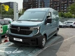 Bleu Nouvelle 2025 Renault Master Van | 52 500 €
