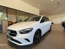 Blanc Utilisé 2024 Mercedes B180 Progressive Monospace | 34 499 € (Prix assez cher)