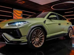 Utilisé 2024 Lamborghini Urus SUV | 390 000 €