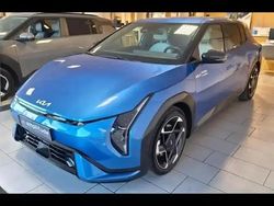 Bleu Occasion 2025 Kia EV4 GT-Line Citadine | 41 989 € (Prix juste)