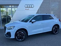 Blanc glacier métallisé Utilisé 2024 Audi Q2 S-Line SUV | 41 990 €