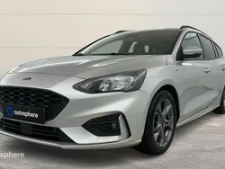 Gris Utilisé 2020 Ford Focus ST-Line Break | 16 499 € (Prix juste)
