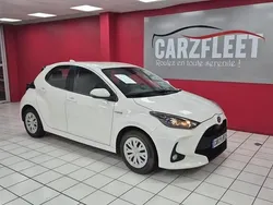 Blanc Utilisé 2021 Toyota Yaris Hybrid Business Edition Berline | 13 990 € (Bon prix)