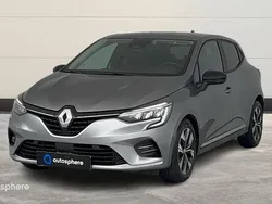 Gris Utilisé 2023 Renault Clio V Evolution Berline | 16 299 € (Prix juste)