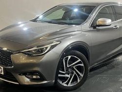 Utilisé 2019 Infiniti Q30 Premium Berline | 15 990 € (Super prix)