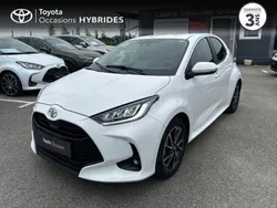 Blanc Utilisé 2024 Toyota Yaris Design | 18 990 € (Prix juste)