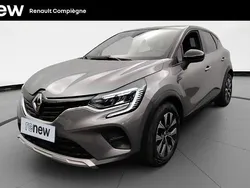 Gris Utilisé 2022 Renault Captur Evolution SUV | 17 490 € (Prix juste)