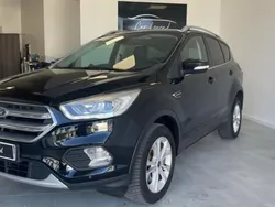 Noir Utilisé 2017 Ford Kuga SUV | 15 900 € (Bon prix)