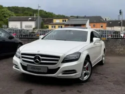 Blanc Utilisé 2014 Mercedes CLS350 Shooting Brake Break | 18 999 €
