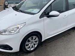 Utilisé 2016 Peugeot 208 Premium Citadine | 5 490 € (Bon prix)