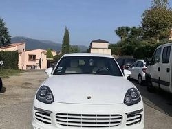 Utilisé 2017 Porsche Cayenne SUV | 49 990 € (Prix assez cher)