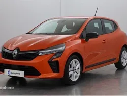Orange Utilisé 2024 Renault Clio V Evolution Berline | 18 299 € (Prix juste)