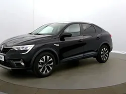 Noir Utilisé 2023 Renault Arkana Business SUV | 19 990 € (Prix juste)