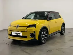 Jaune Utilisé 2024 Renault R5 Iconic Citadine | 33 900 € (Prix juste)
