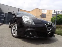 Noir Utilisé 2013 Alfa Romeo Giulietta Distinctive Citadine | 4 500 €