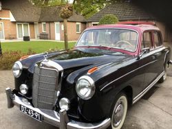 Noir Utilisé 1958 Mercedes 220 Berline | 59 950 €