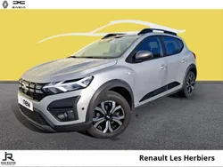 Gris Utilisé 2023 Dacia Sandero Expression Citadine | 15 980 € (Prix juste)