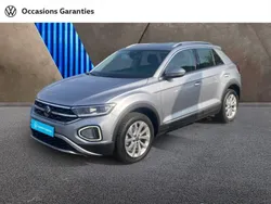 Gris Utilisé 2023 VW T-Roc Style SUV | 32 490 € (Prix assez cher)