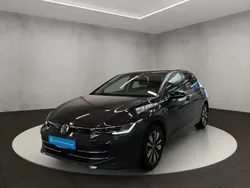 Gris Utilisé 2024 VW Golf VIII Life Berline | 31 350 € (Prix juste)