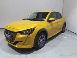 Jaune Utilisé 2020 Peugeot e-208 Allure Citadine | 13 990 € (Bon prix)