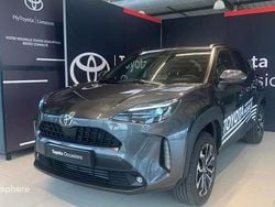Gris Utilisé 2025 Toyota Yaris Cross Design SUV | 28 990 € (Prix assez cher)