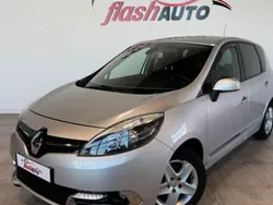 Gris Utilisé 2015 Renault Scénic III Monospace | 4 900 € (Prix juste)