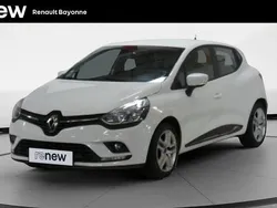 Blanc Utilisé 2017 Renault Clio IV Zen Citadine | 12 990 € (Prix juste)