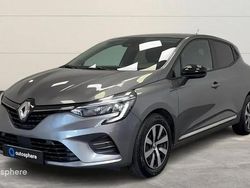 Gris Utilisé 2023 Renault Clio V Evolution Berline | 15 699 € (Prix juste)