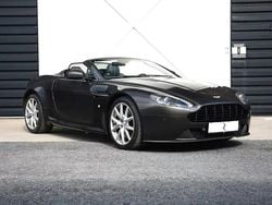 Gris Utilisé 2012 Aston Martin V8 Vantage Coupé | 44 900 €