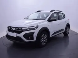 Blanc Utilisé 2024 Dacia Sandero Expression Citadine | 15 990 € (Prix juste)
