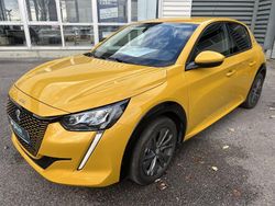 Jaune Utilisé 2021 Peugeot e-208 Citadine | 16 490 € (Prix juste)