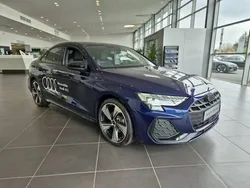 Bleu navarre métallisé Utilisé 2025 Audi A3 S-Line Berline | 44 990 €