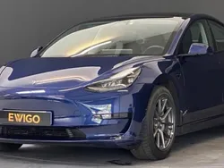 Bleu Utilisé 2022 Tesla Model 3 Standard Range Berline | 22 490 €