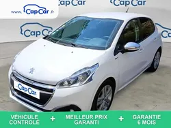 Blanc Utilisé 2017 Peugeot 208 Style Citadine | 6 290 € (Bon prix)