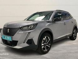Gris Utilisé 2022 Peugeot e-2008 Allure SUV | 18 299 € (Prix juste)