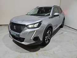 Gris Utilisé 2020 Peugeot 2008 Allure SUV | 16 790 € (Prix juste)