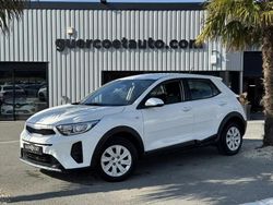 Blanc Utilisé 2023 Kia Stonic Motion SUV | 15 990 € (Prix juste)