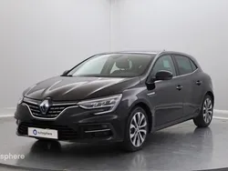Noir Utilisé 2024 Renault Mégane IV Techno Berline | 24 999 € (Prix cher)
