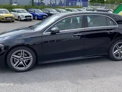 Noir Utilisé 2024 Mercedes A200 AMG line Berline | 36 699 € (Bon prix)