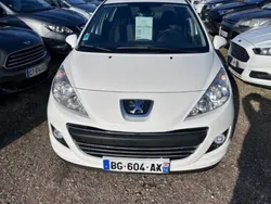 Utilisé 2011 Peugeot 207 Premium Citadine | 7 700 € (Prix juste)