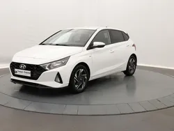 Blanc Utilisé 2021 Hyundai i20 Berline | 14 350 € (Prix juste)
