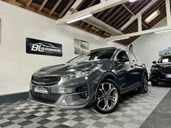 Gris Utilisé 2022 Kia Ceed SUV | 17 980 €